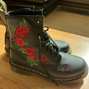 Dr. Marten 1460 Vonda Softy boots size 8